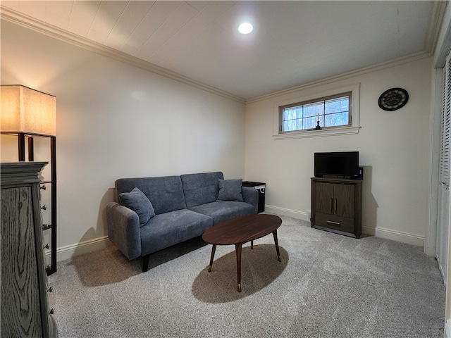 living room with carpet flooring and ornamental molding