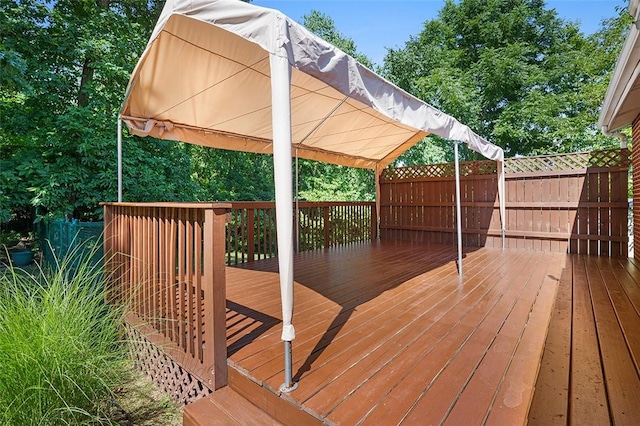 view of wooden deck