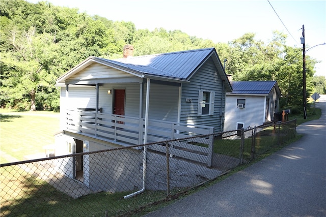 view of front of house