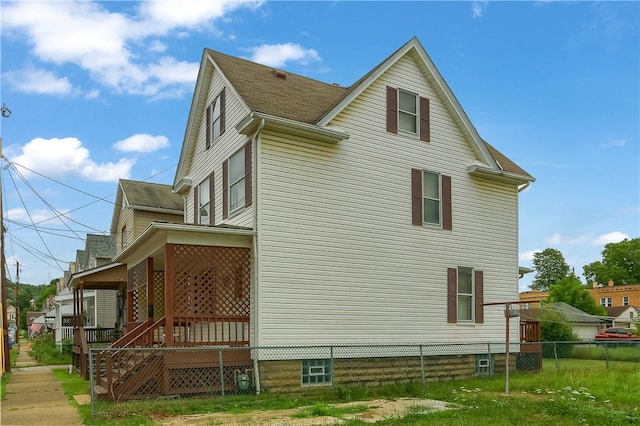 view of home's exterior