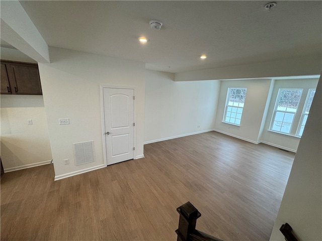 unfurnished room featuring light hardwood / wood-style flooring