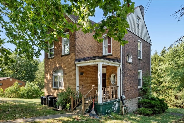 view of front of house with covered porch