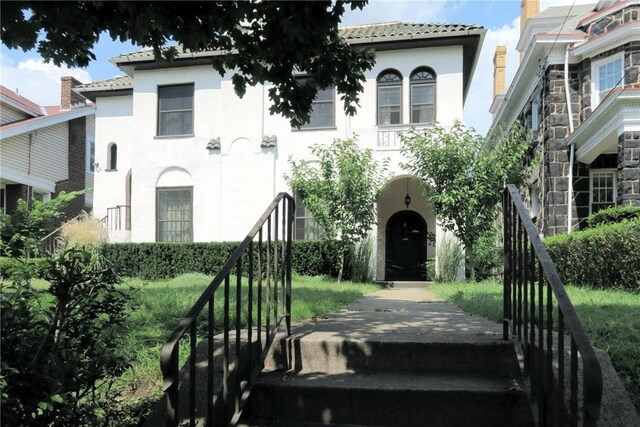 view of mediterranean / spanish house