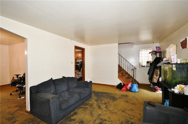 living room with carpet flooring