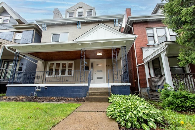5512 Avondale Pl, Highland Park, PA 15206 - photo 1