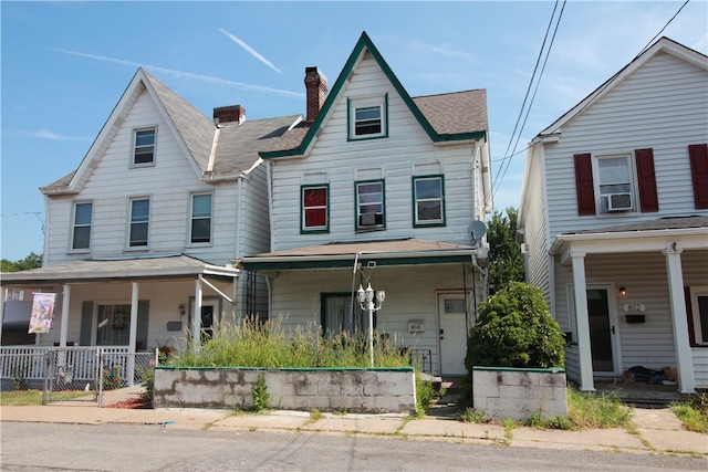 view of front of home featuring covered porch