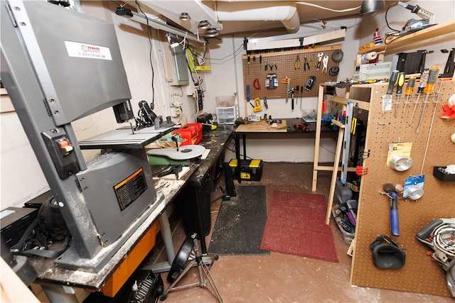 basement featuring a workshop area