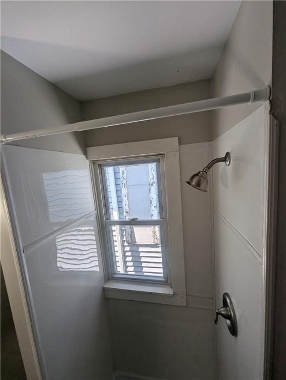 room details with a shower