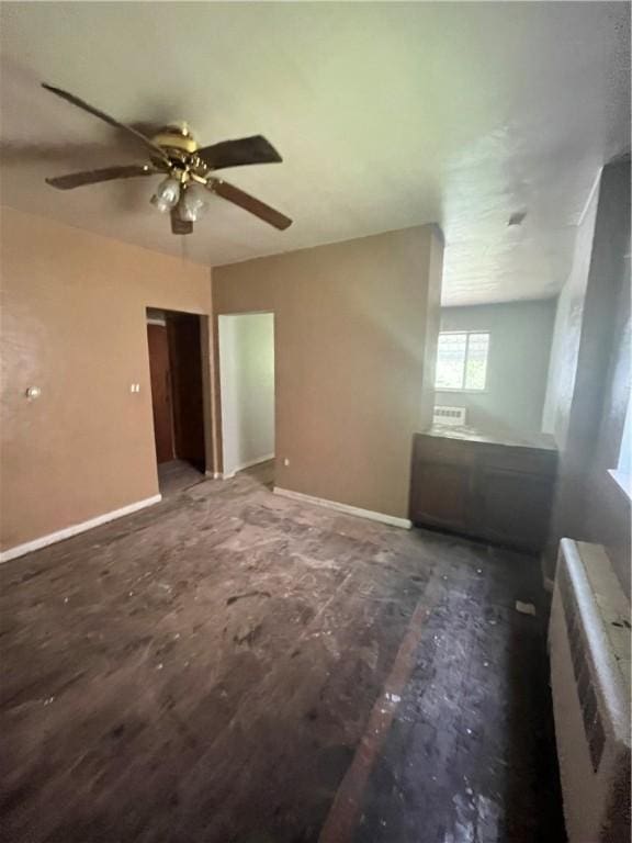 spare room with ceiling fan