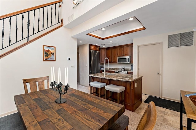M1 Sunridge Rd, Seven Springs Resort, PA 15622 - dining room featuring a raised ceiling, baseboards, and recessed lighting