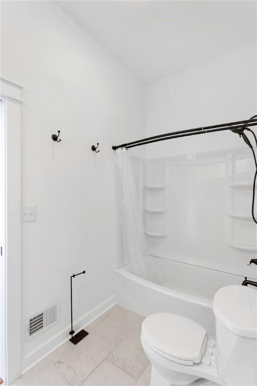 full bathroom with shower / bath combination with curtain, baseboards, visible vents, and toilet