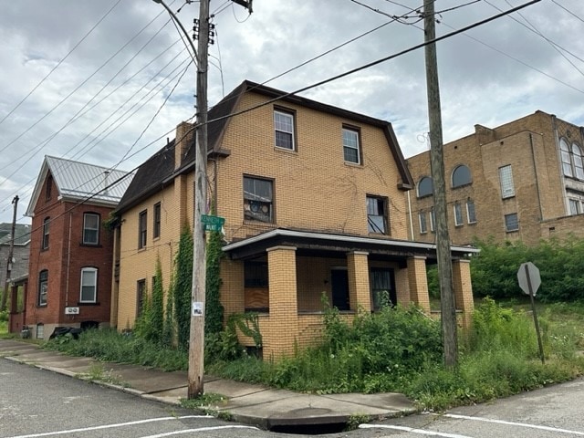 view of building exterior