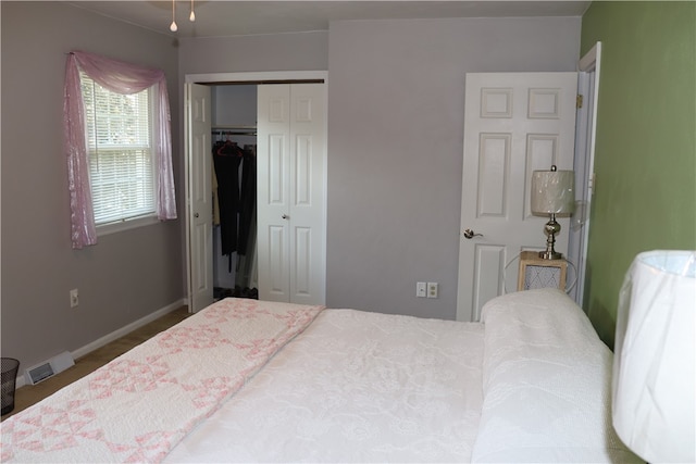 bedroom featuring a closet