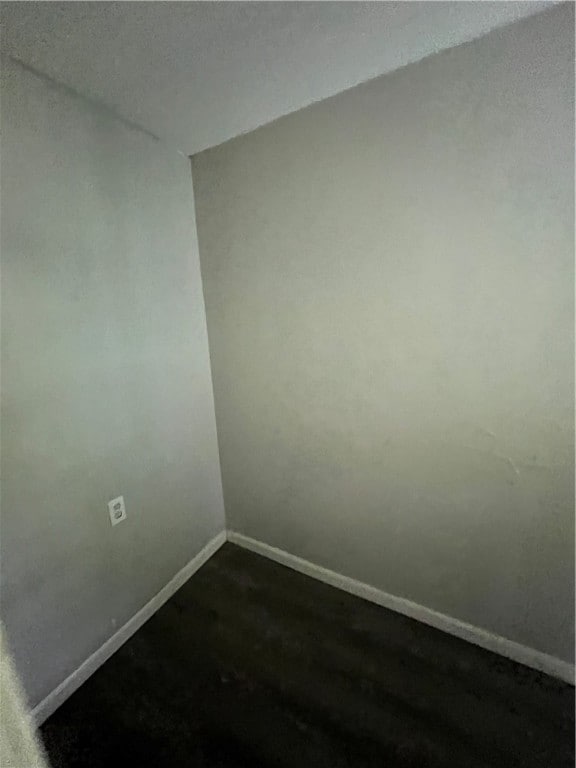 spare room featuring a textured ceiling