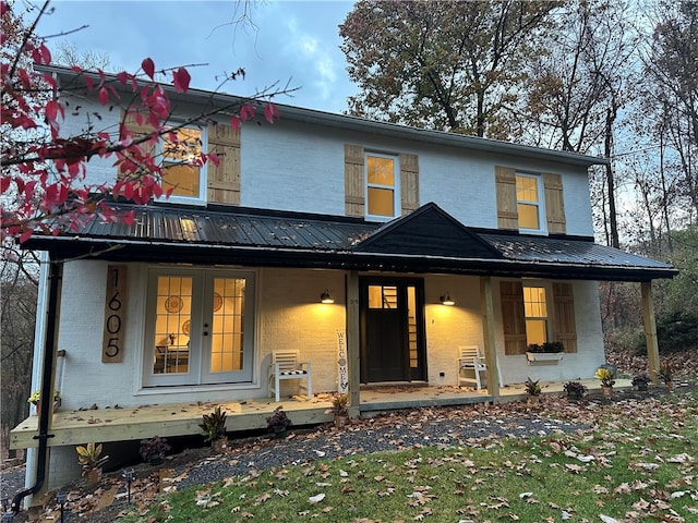 view of front of house with covered porch