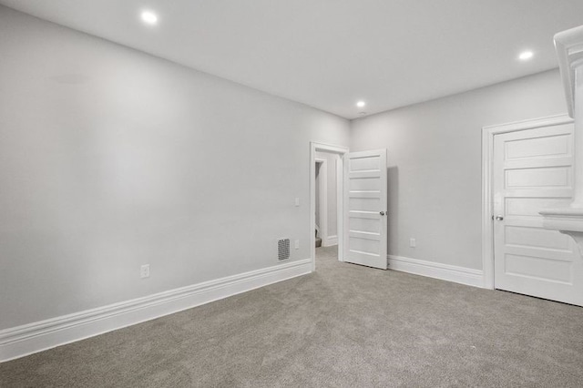 unfurnished bedroom with carpet flooring