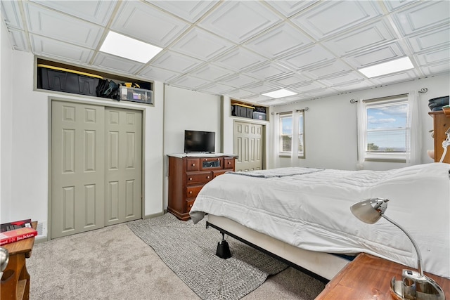 bedroom with a closet