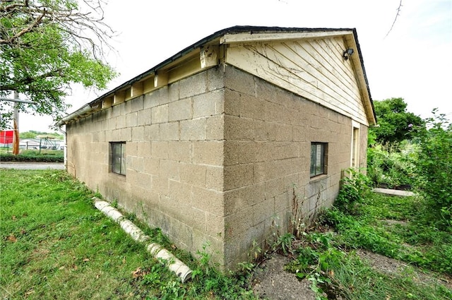 view of property exterior