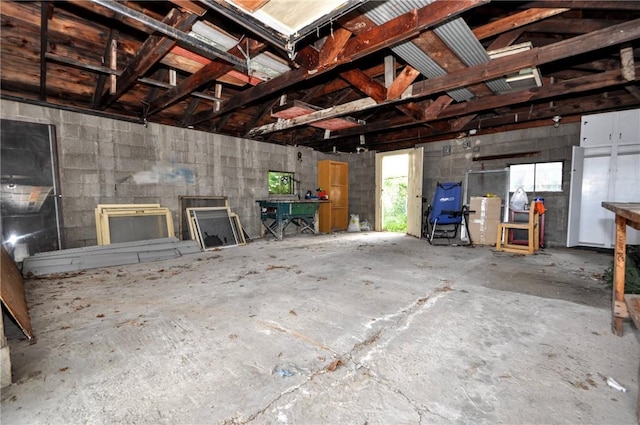 306 Shirls Ave, City Of Washington, PA 15301 - garage featuring concrete block wall