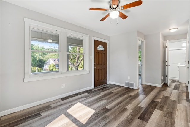 foyer entrance featuring ceiling fan and hardwood / wood-style floors