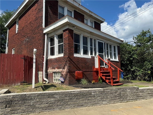 view of front facade