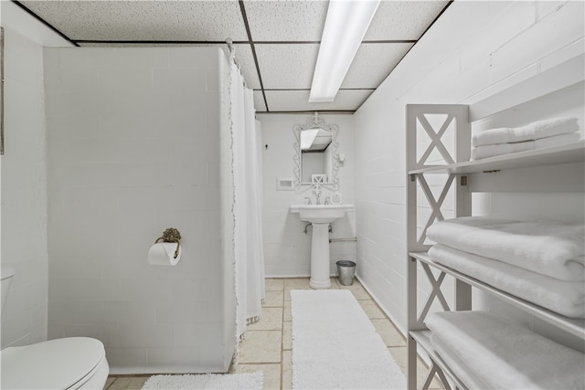 bathroom featuring toilet