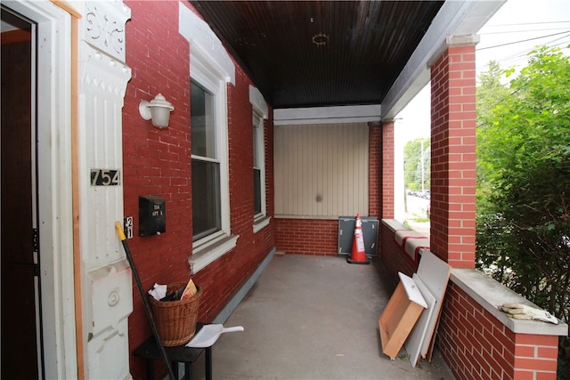 balcony with a porch