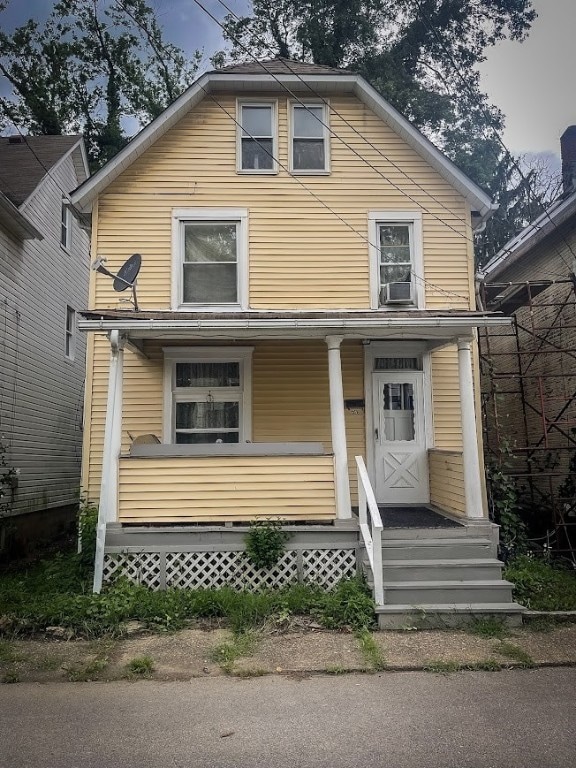 front of property with covered porch