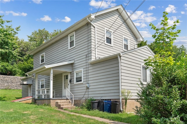 exterior space featuring a yard