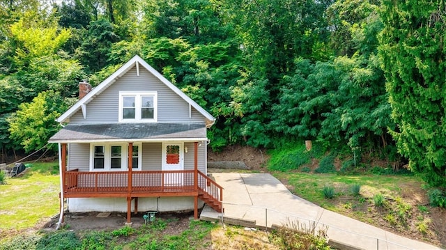 view of front of property with covered porch