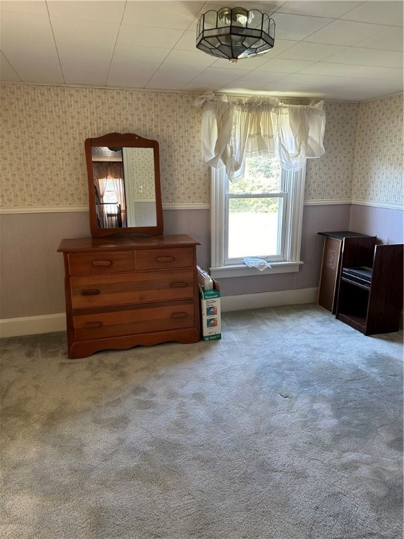 unfurnished bedroom featuring carpet floors