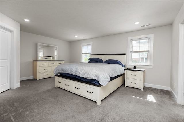 bedroom with carpet flooring