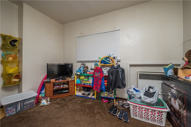 game room with carpet floors