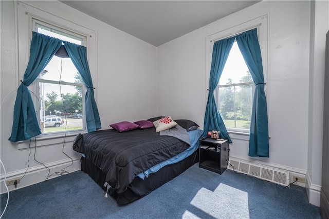 bedroom featuring carpet flooring