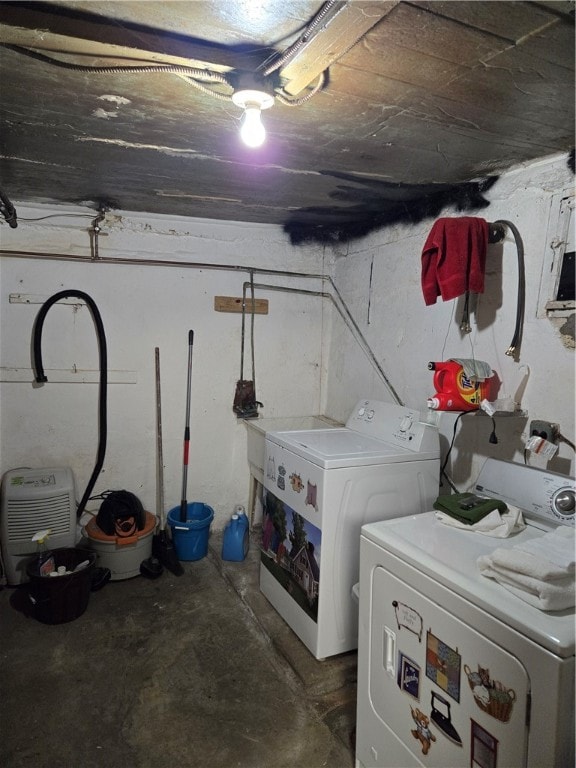 interior space featuring independent washer and dryer