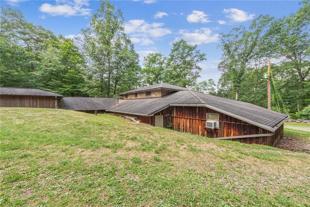 186 Lake Road Ln, Middlecreek Twp, PA 15557 - back of property featuring a yard
