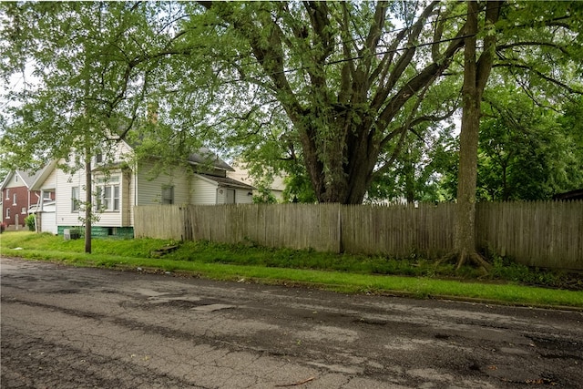 view of property exterior