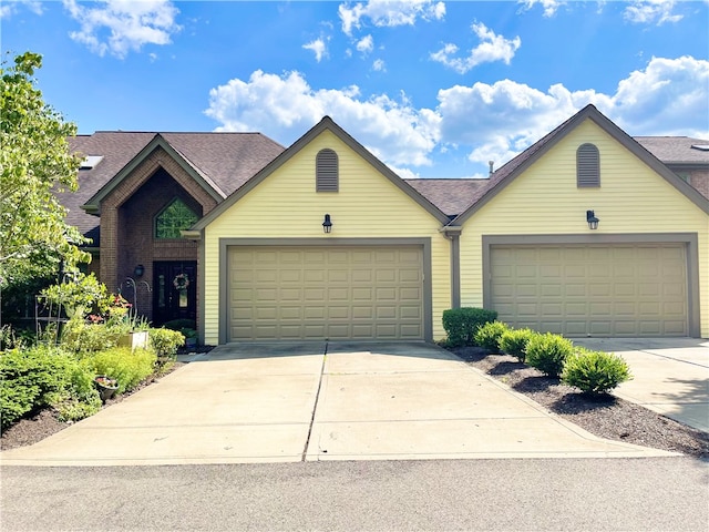 view of front of house featuring a garage