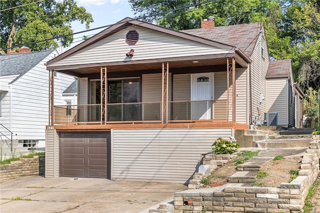 view of front of house with a garage