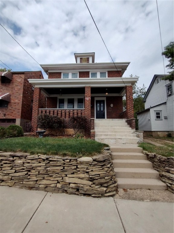 view of front of house with a porch