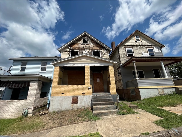 view of front of house featuring covered porch