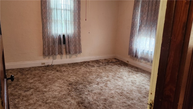 view of carpeted spare room