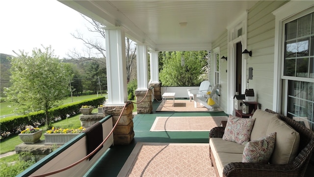 view of sunroom / solarium