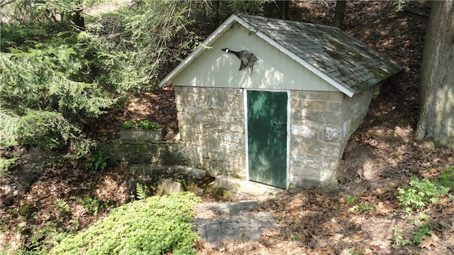 view of outdoor structure