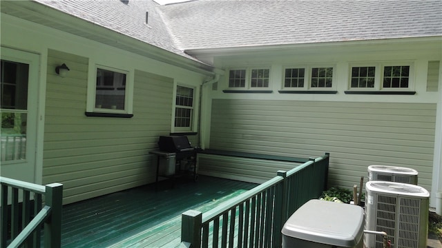 deck with central AC unit