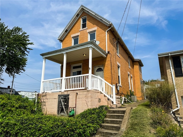 view of front of house with a porch