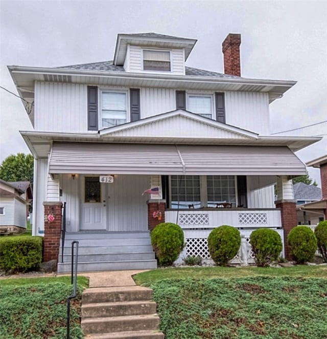 view of front of home featuring a porch