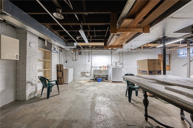 basement with washer and dryer