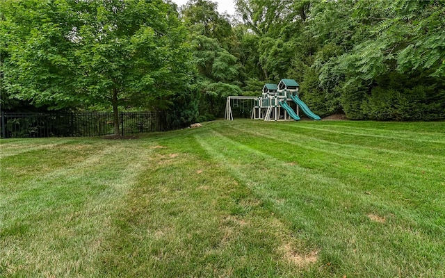 view of yard featuring a playground