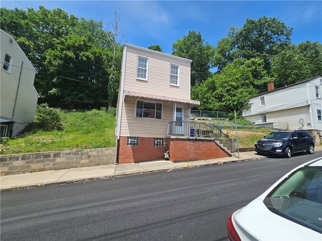 view of front of house